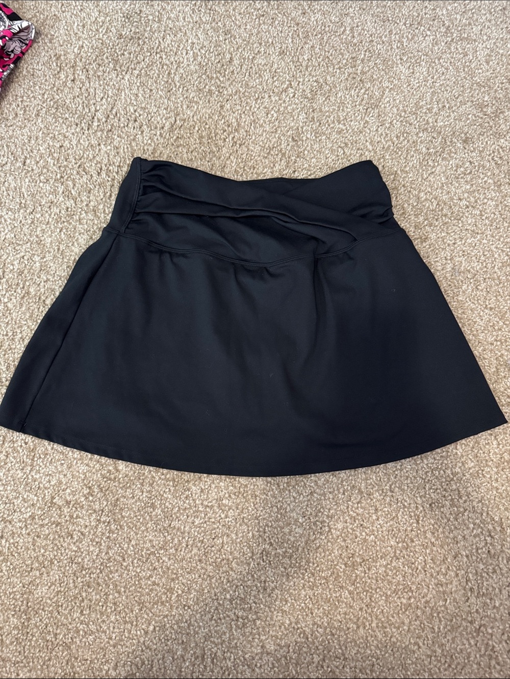 NWOT Yogalicious Lux Skort, size L